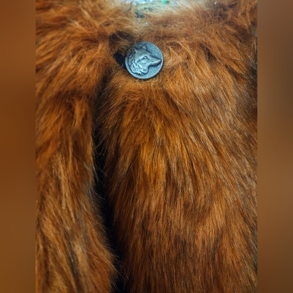 SpiritHoods Vamp Wolf Coat - Picture 9 of 10